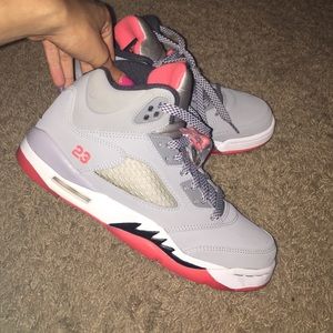 ✨JORDANS- RETRO 5s✨