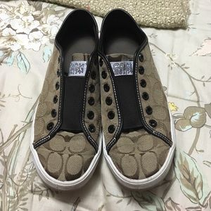 Coach BEV sneaker in size 8.5.