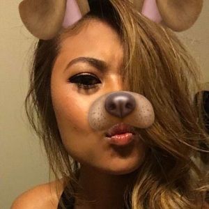 Meet your Posher, Sandy