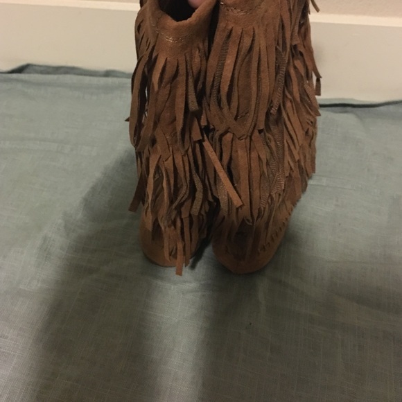 FINAL MARK DOWN! Light Brown Fringe Boots - Picture 4 of 4