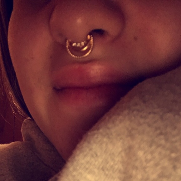 Gold Faux Septum Ring - Picture 1 of 2
