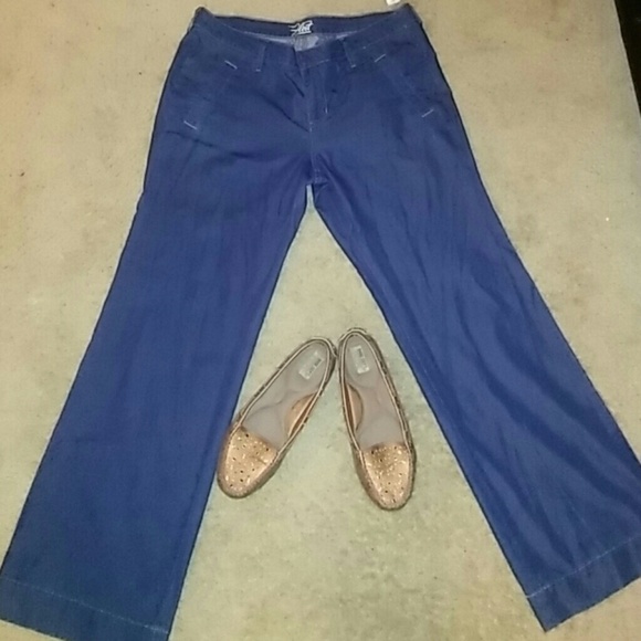 Old Navy flirt jeans NWT!!!