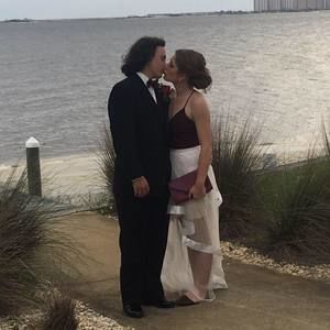 Meet your Posher, Casey