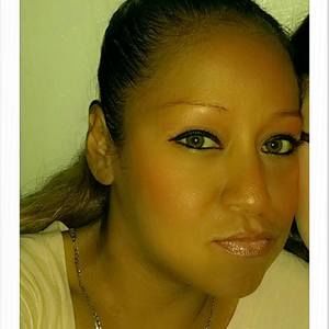 Meet your Posher, Alejandra