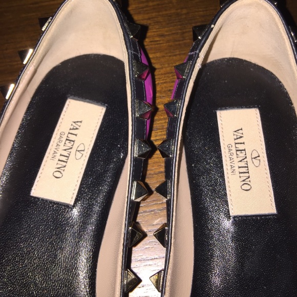 Valentino Rockstud Flats - Picture 3 of 4