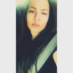 Meet your Posher, Lana