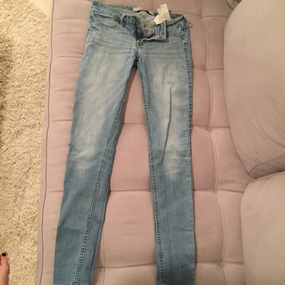 Hollister jeans