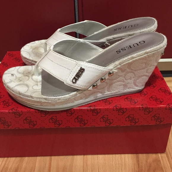 **Closet Clear Out Weekend**Guess wedge sandals