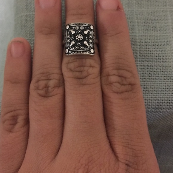 Mid finger rings! FINAL MARK DOWN! - Picture 2 of 4