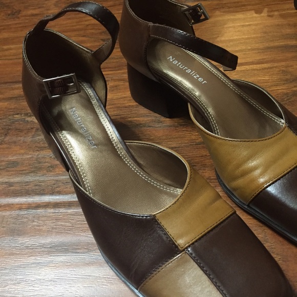Naturalizer Sandals w/ Box