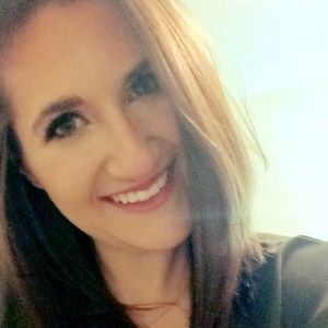 Meet your Posher, Dana