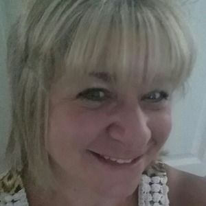 Meet your Posher, Angie