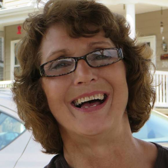 Meet your Posher, Cindy