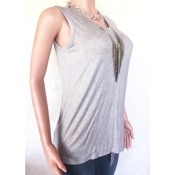 Dressy tank with removable chain - Picture 2 of 5
