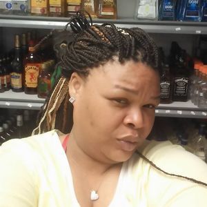 Meet your Posher, Marcia