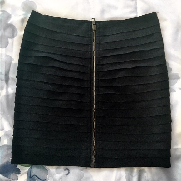 BARDOT Front Zip Textured Bandage Skirt