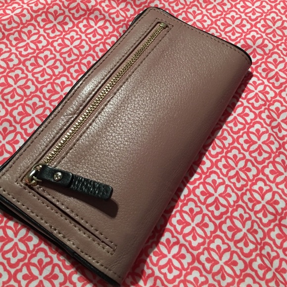 Kate Spade wallet - Picture 4 of 4