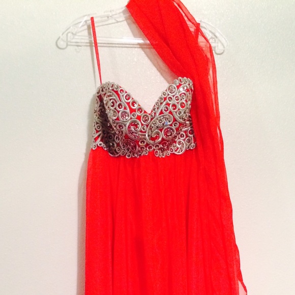 Fiesta Formals Prom Dress - Picture 2 of 4