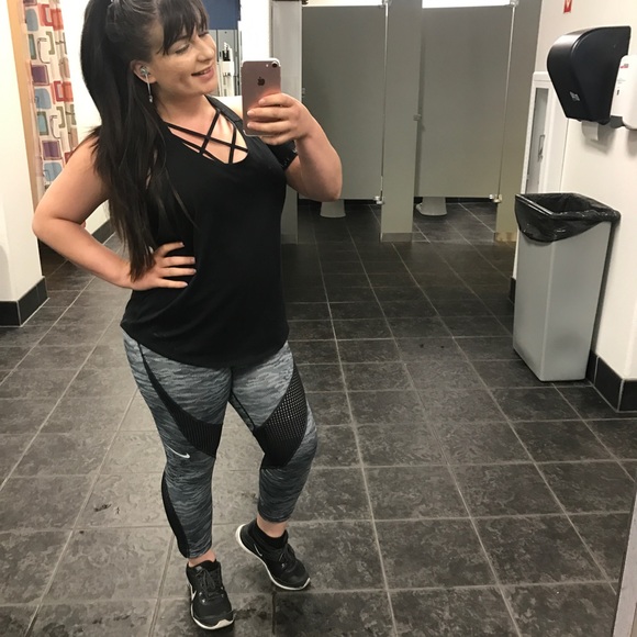 Meet your Posher, Zaneta - Picture 6 of 8