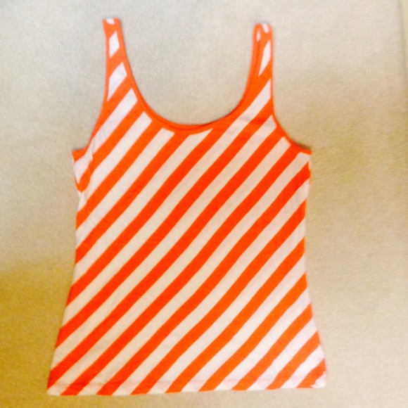 Tank-top - Picture 2 of 3