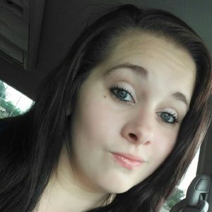 Meet your Posher, Cynthia