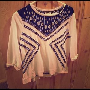 Cropped 3/4 Sleeve Shirt!