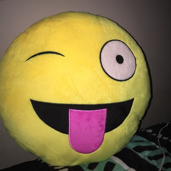 A Emoji pillow