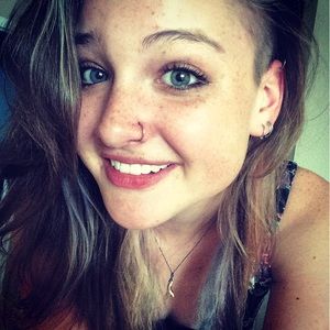 Meet your Posher, Gabrielle