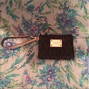 NWOT Michael Kors Wristlet