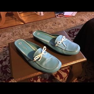 Liz Claiborne turquoise mule flats sz9