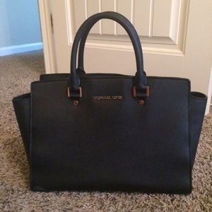 Michael Kors Medium Selma