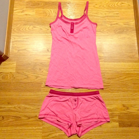 Tank and shorts sleepwear