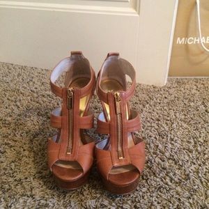 Michael Kors Berkley Platform