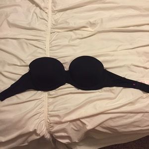 ⚠️LAST CHANCE!⚠️PINK Black Strapless Bra