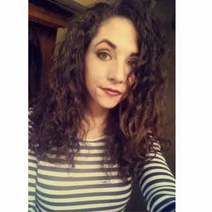 Meet your Posher, Mandy