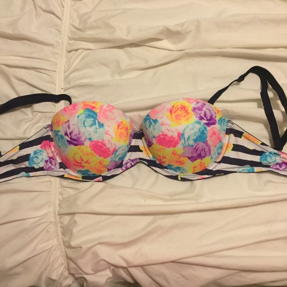 ⚠️LAST CHANCE!⚠️ PINK Floral Strapless Bra