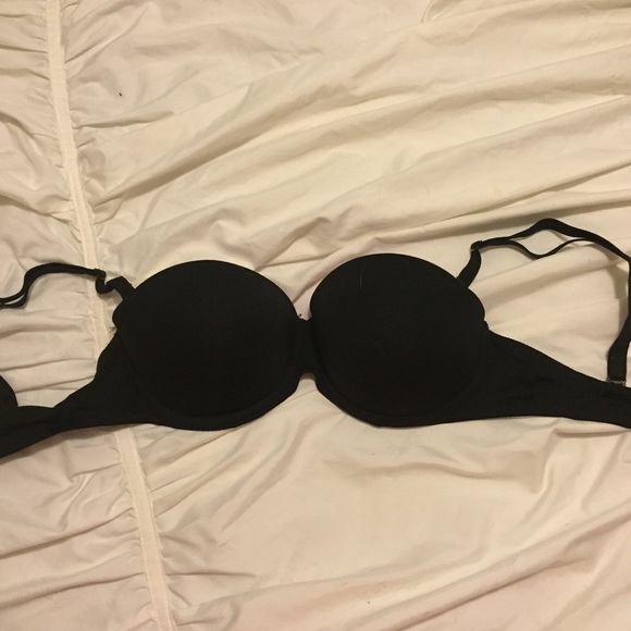 ⚠️LAST CHANCE!⚠️PINK Black Strapless Bra