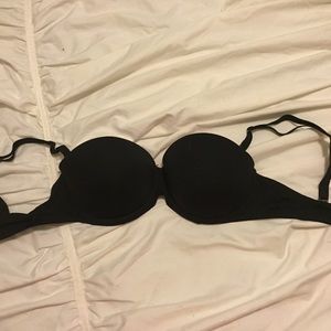 ⚠️LAST CHANCE!⚠️PINK Black Strapless Bra
