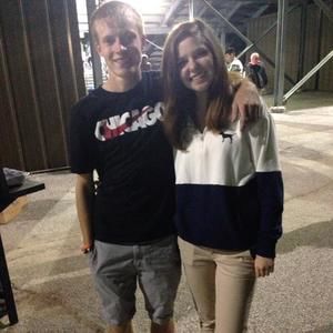 Meet your Posher, Carrie