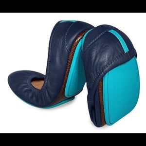 Tieks size 8 in Navy Blue