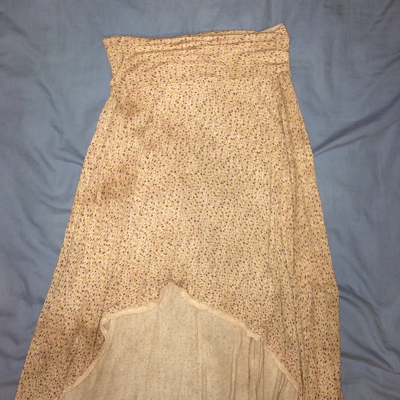 High low off color skirt