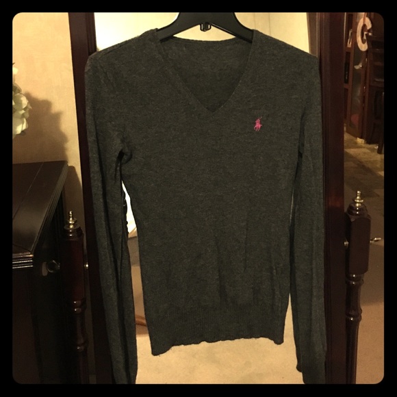 Grey sweater