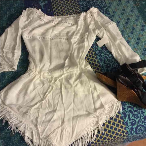 ❌SOLD❌White fringey romper