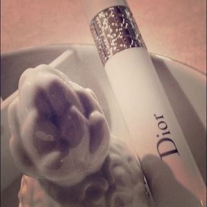 Diorshow Maximizer Lash Plumping Serum!