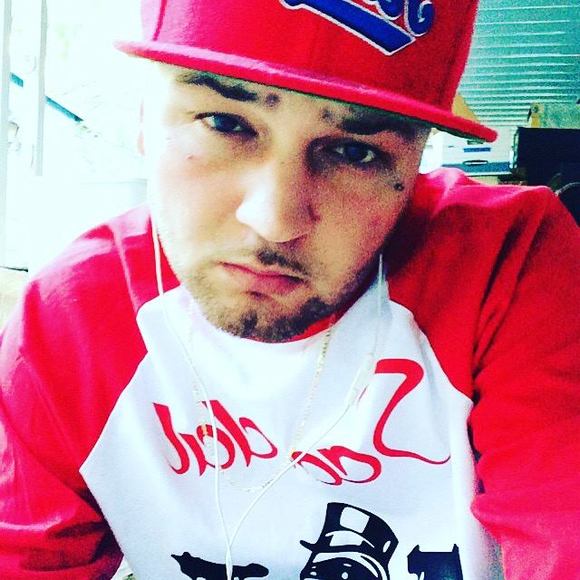 Meet your Posher, Daniell - Picture 1 of 1