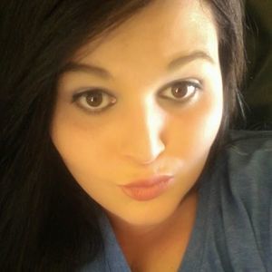 Meet your Posher, Mallory