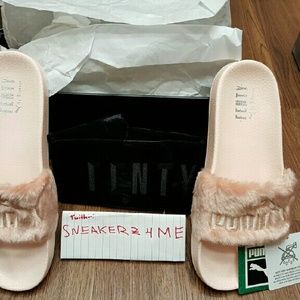 Rihanna x Fenty Puma Slides Pink