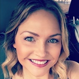 Meet your Posher, Christi