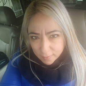 Meet your Posher, Yolanda