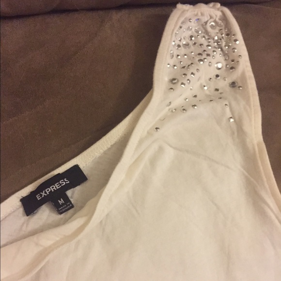 🎀EXPRESS  TOP🎀 - Picture 2 of 3